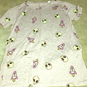 Alien tee shirt size m